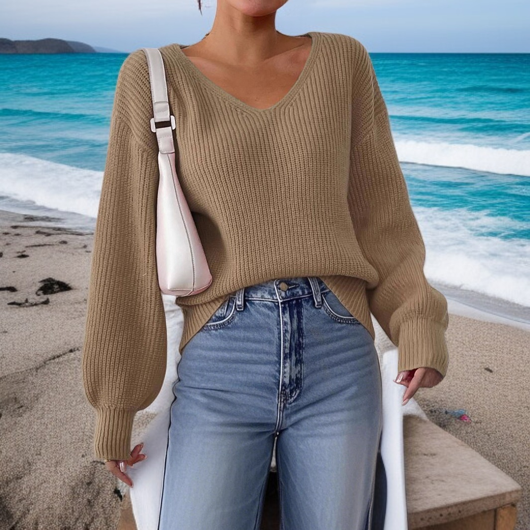 無地のセーター