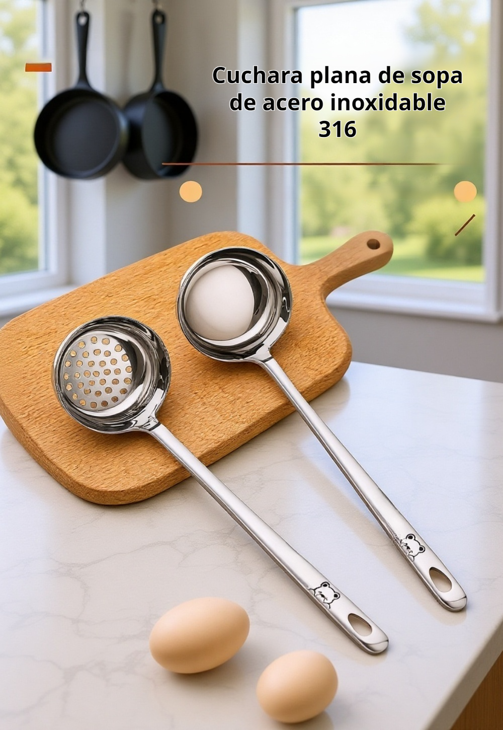 Cucharón de cocina de acero inoxidable 316 en primer plano