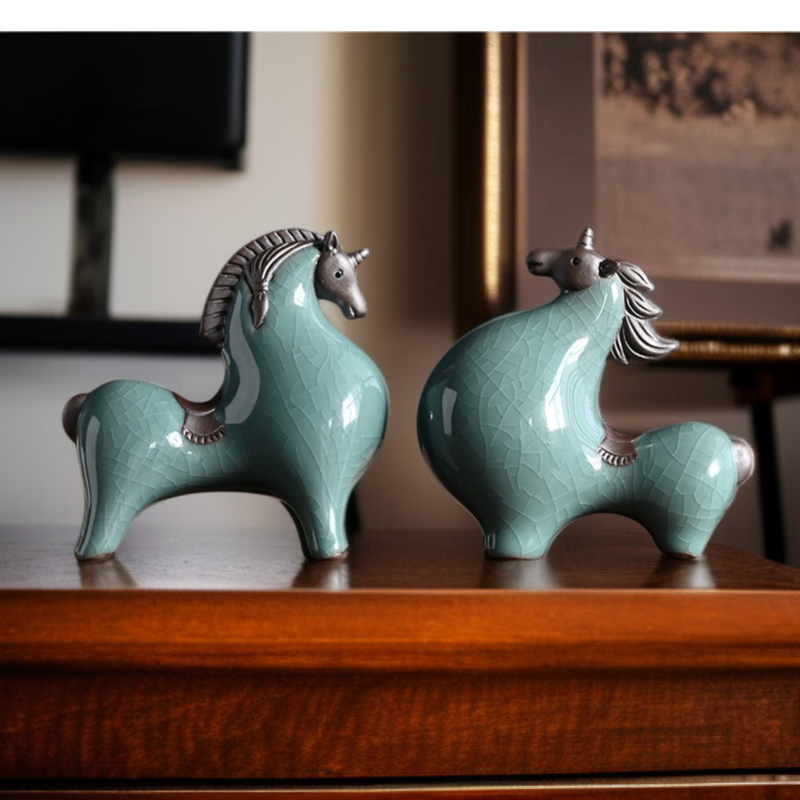 세라믹 탕 말 조각상