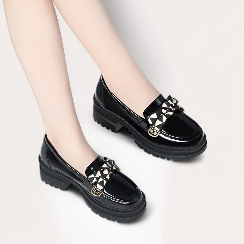 트렌디한 캐주얼 슬립온 로퍼