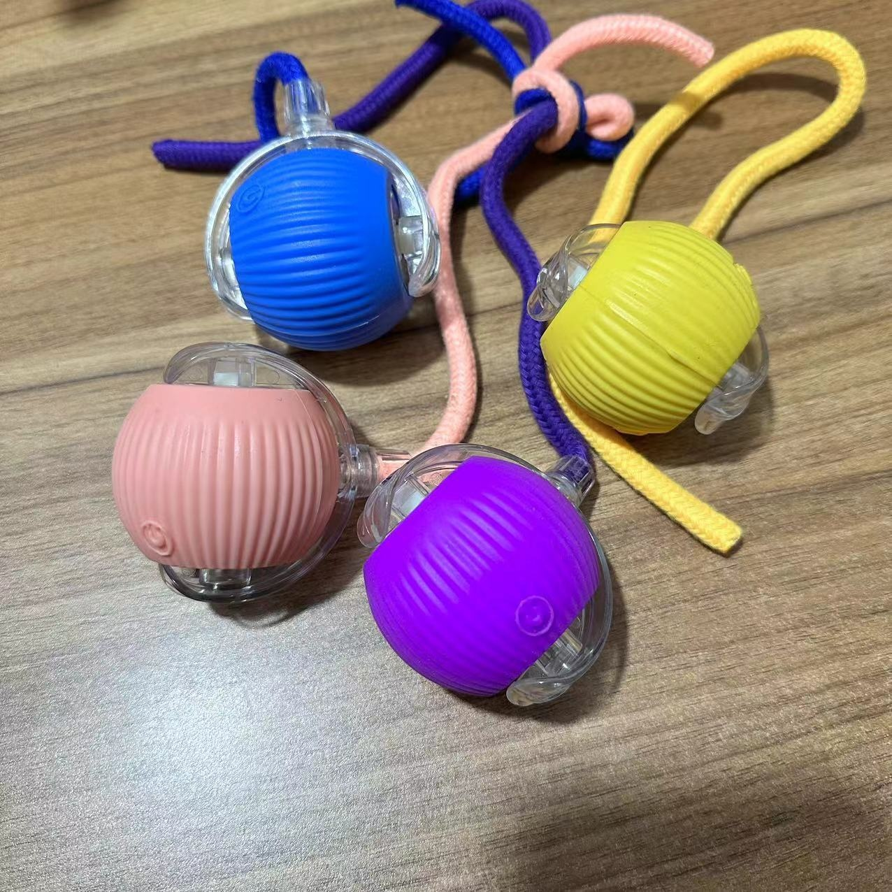 ลูกบอลของเล่นสำหรับแมวและสุนัข