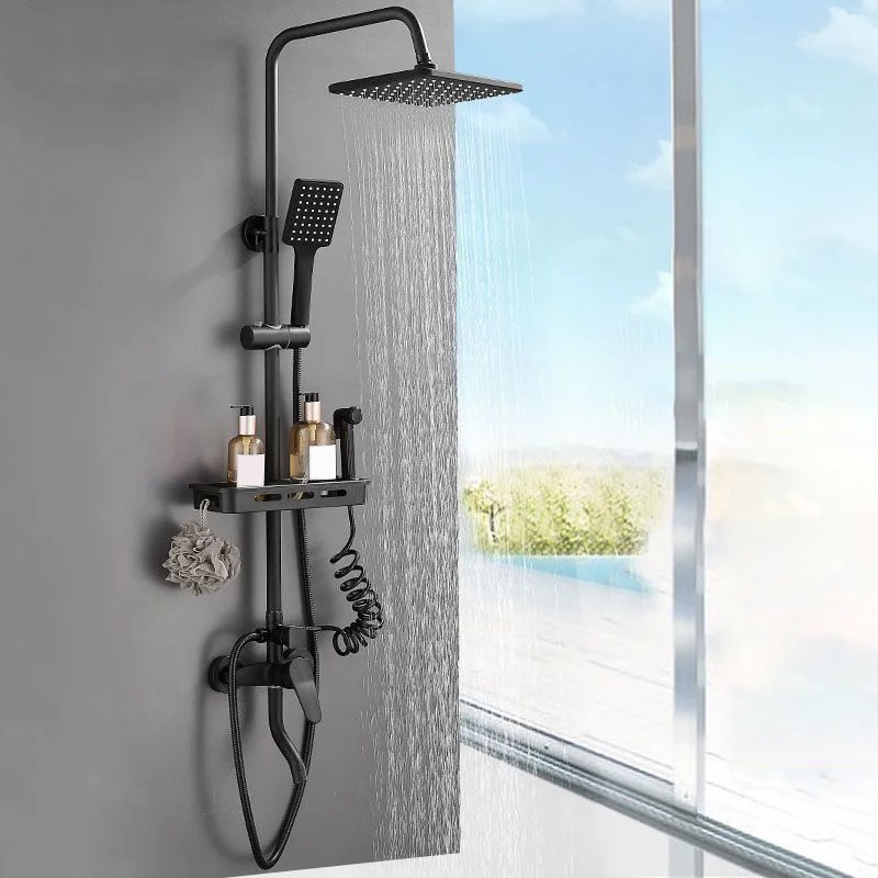 ชุดฝักบัวอาบน้ำในห้องน้ำ