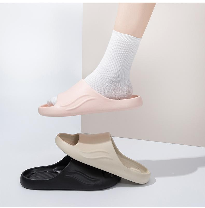커플 샌들로 함께 신을 수 있는 논슬립 슬리퍼