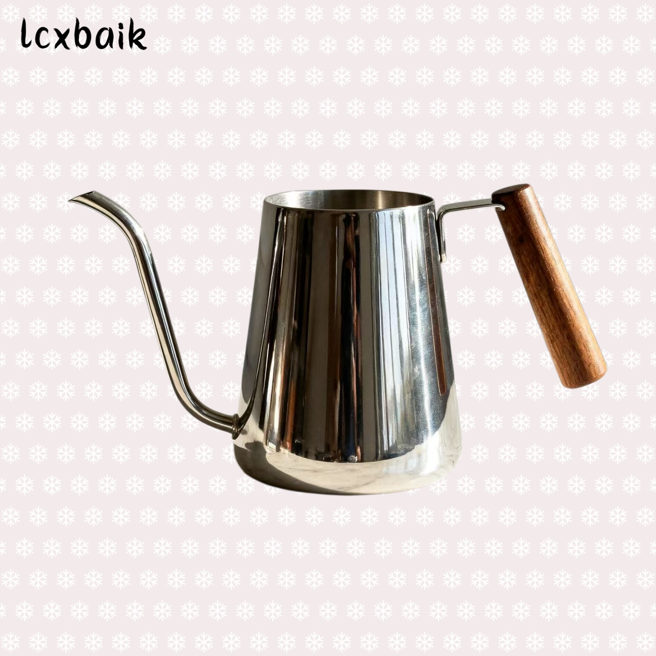 긴 주둥이와 좁은 마우스피스가 있는 퍼오버 커피 메이커