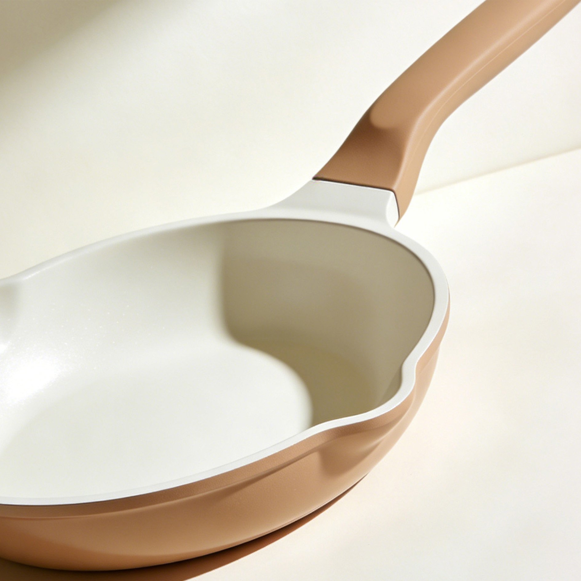 ノンスティックフライパンの商品画像