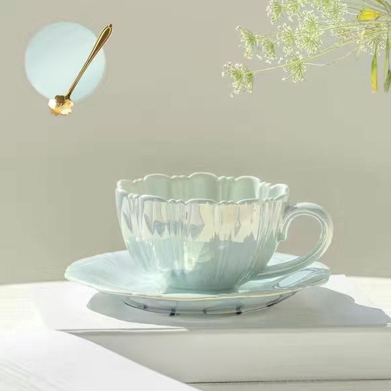 Elegant Petal-Shaped Coffee Cup & Saucer Gift Set
