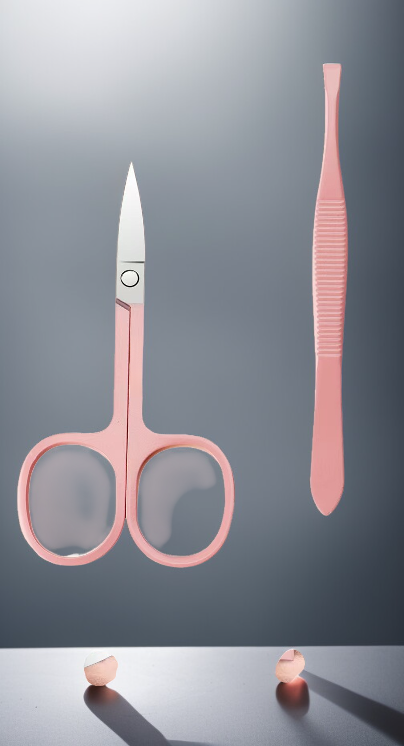 인체공학적 디자인 손톱깎이 손에 쥔 모습