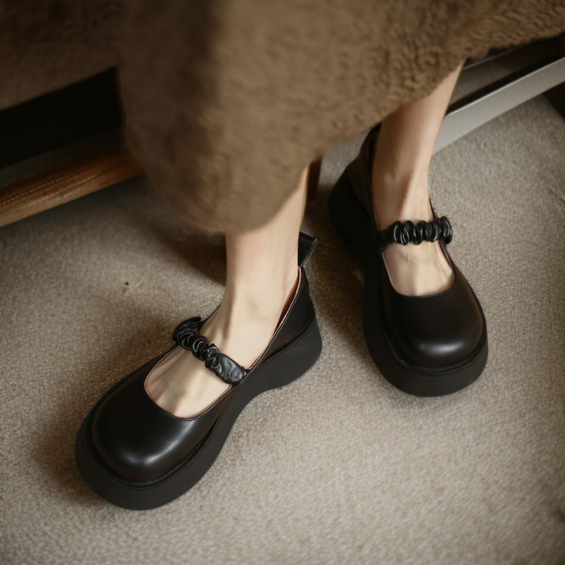 키 작은 학생 봄가을 학생 단화 펌프스 여성 키높이 통굽 메리제인 일자 스트랩 학생 단화