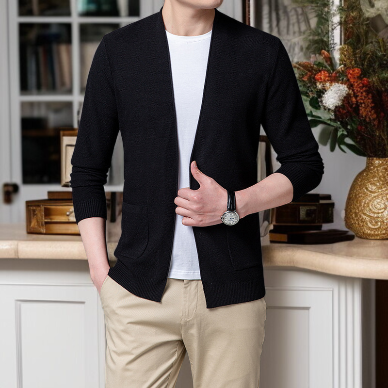 カジュアルにもビジネスにも合うニットコート