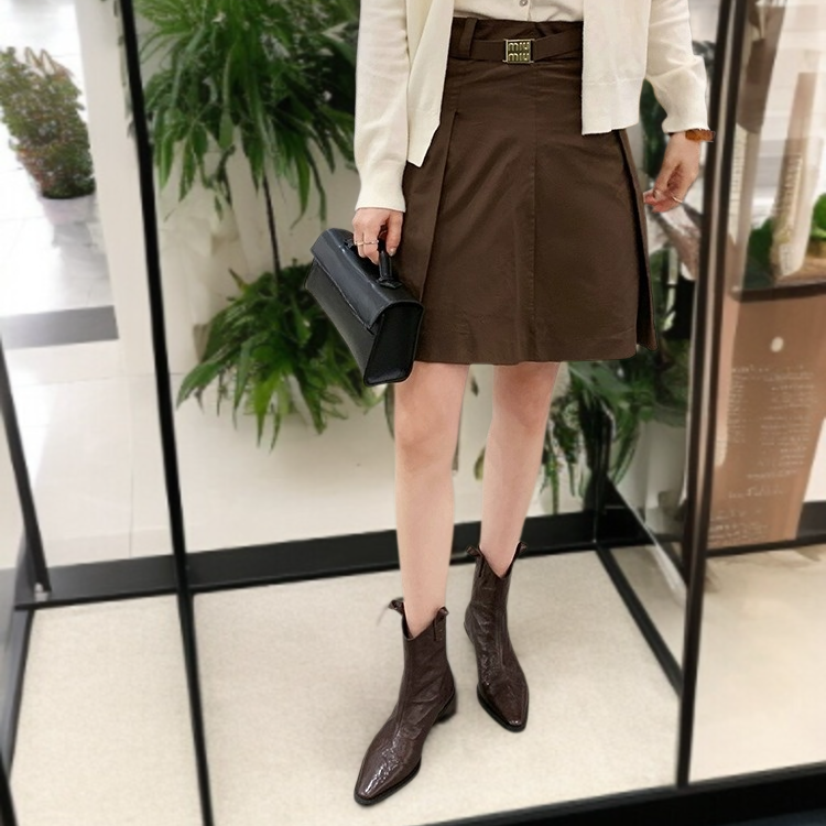 尖头V口西部靴女 切尔西法式靴子 复古褶皱瘦瘦靴 粗跟短靴子