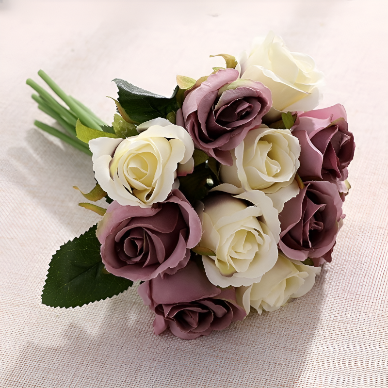 結婚式のパーティーの装飾用のバラ