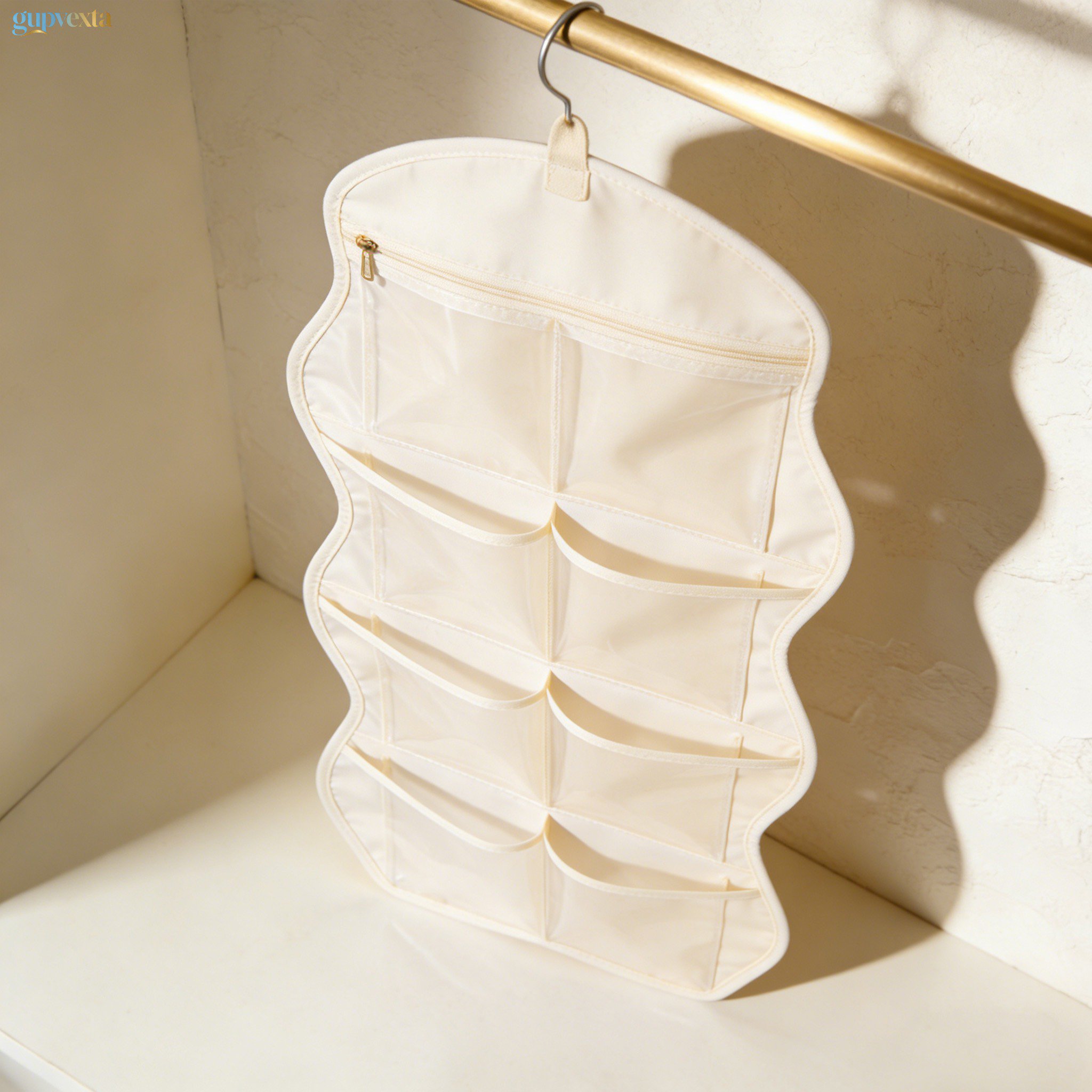 브래지어 수납 파우치 걸이형 사용 예시