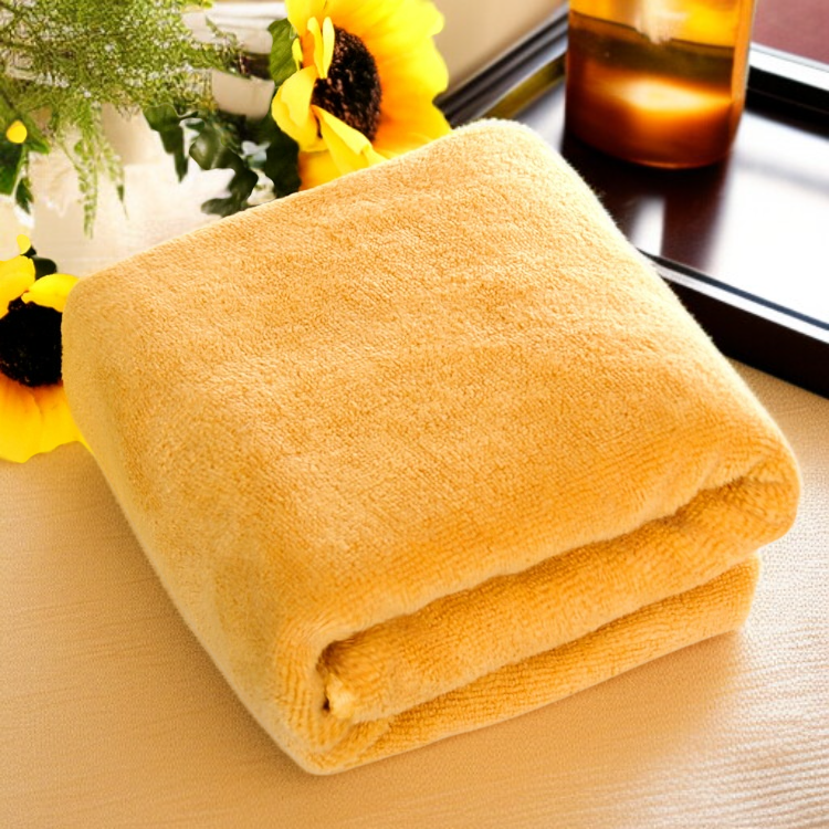 فوطة تنظيف وتجفيف للسيارة من المايكروفايبر