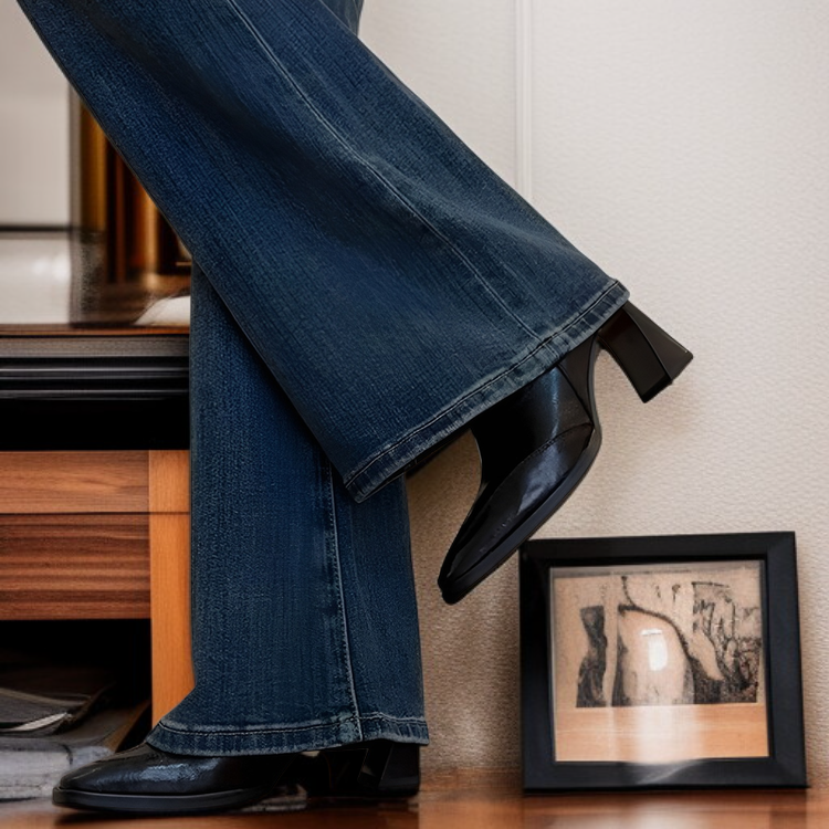 マーティンブーツスタイルの秋冬新作ショートブーツ