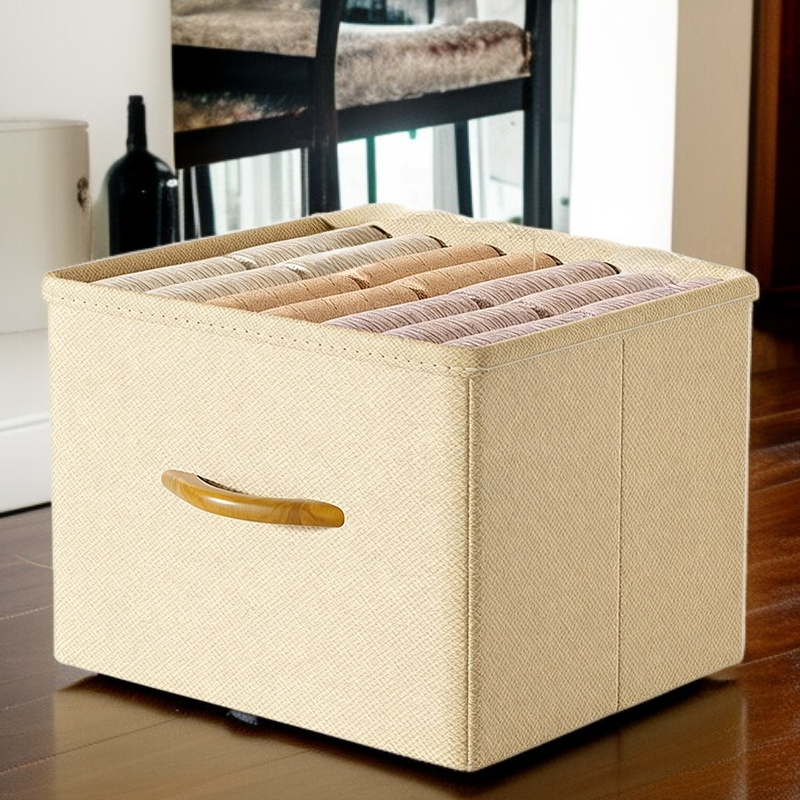 Domácí skládací úložná krabice na oblečení