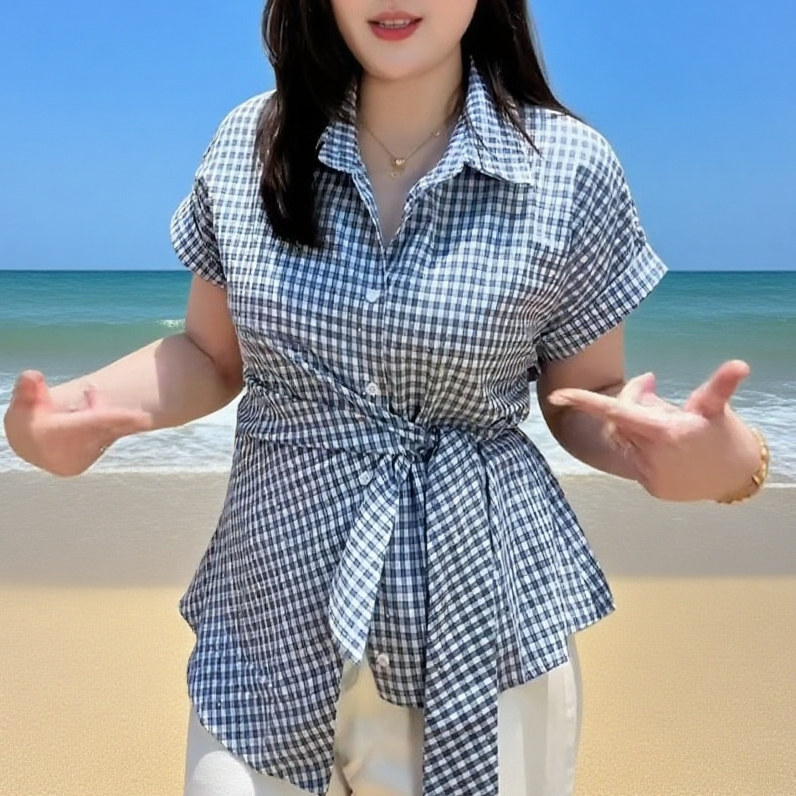 체크 패턴이 돋보이는 반팔 셔츠 디테일