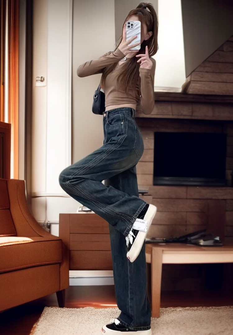 パデッド仕様で快適なジーンズの裏地