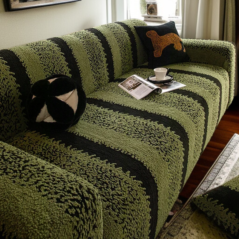 신년 분위기의 플리스 소파 커버 장착 이미지