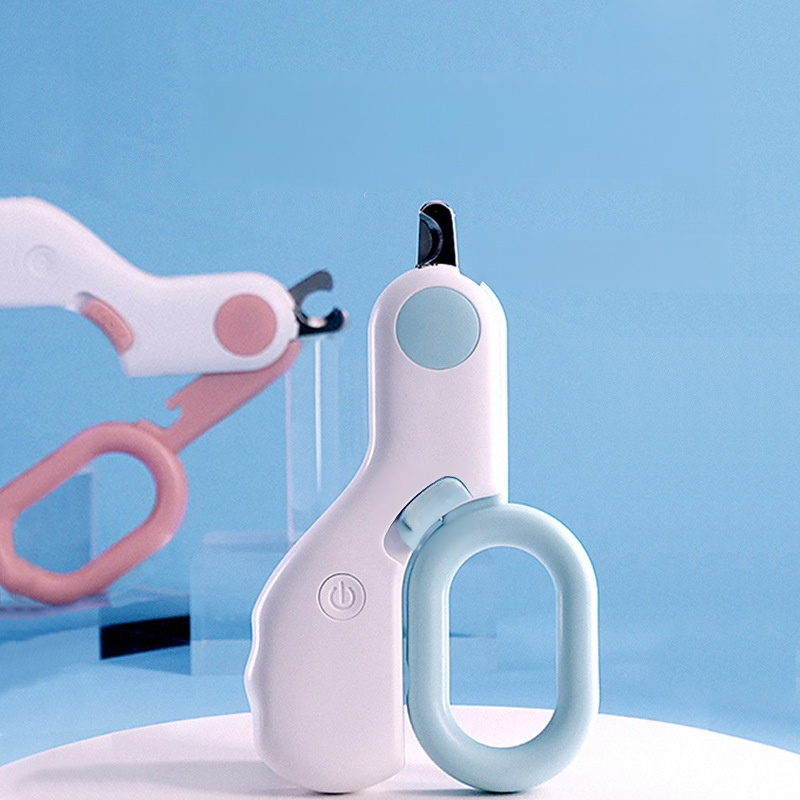 Cat nail clippers with light