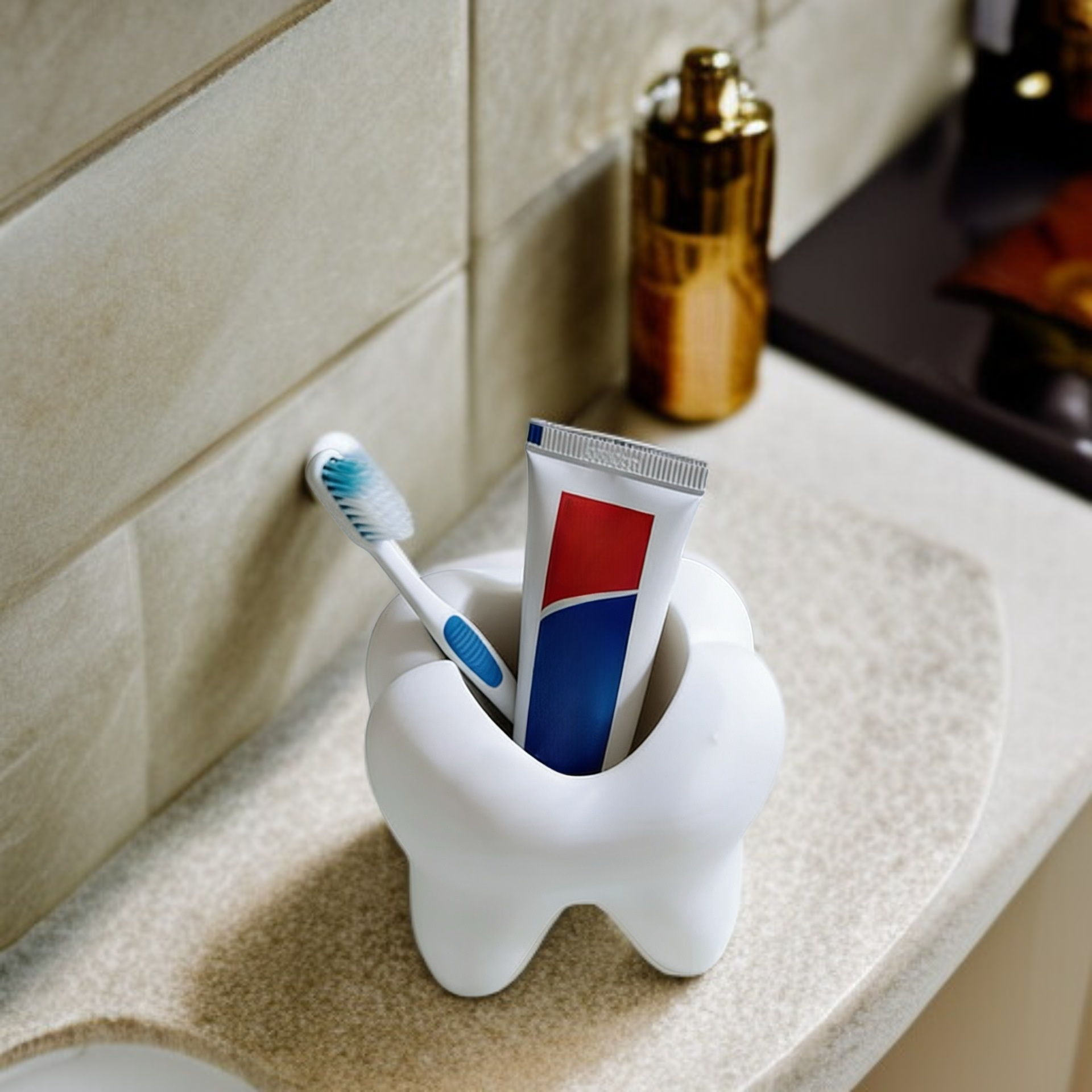 Organizer łazienkowy na szczoteczki w kształcie zęba