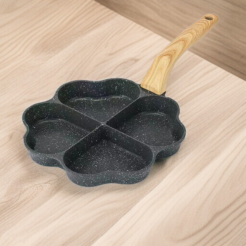 家庭用麦飯石愛の4穴目玉焼き鍋