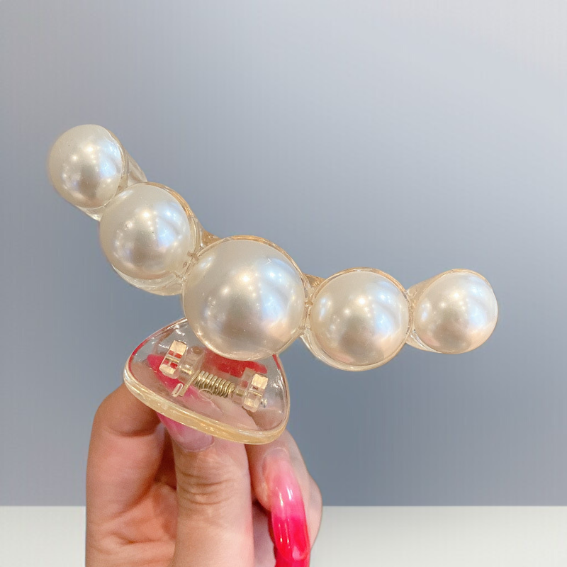 Hair clip with strong grip for daily styling