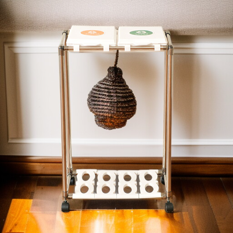 Poubelle design pratique pour la maison
