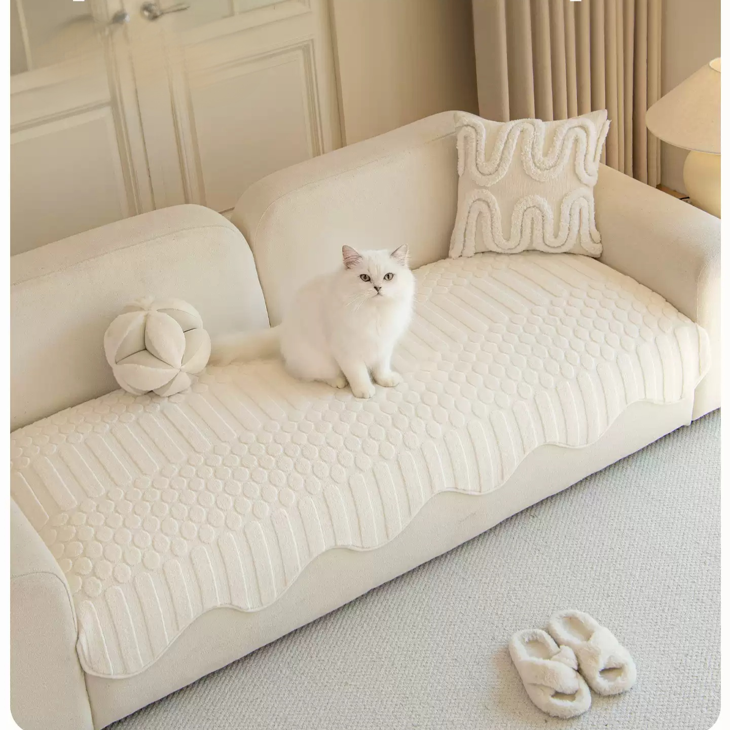 Plush Fleece Non-Slip Thickened Sofa Cushion Cover