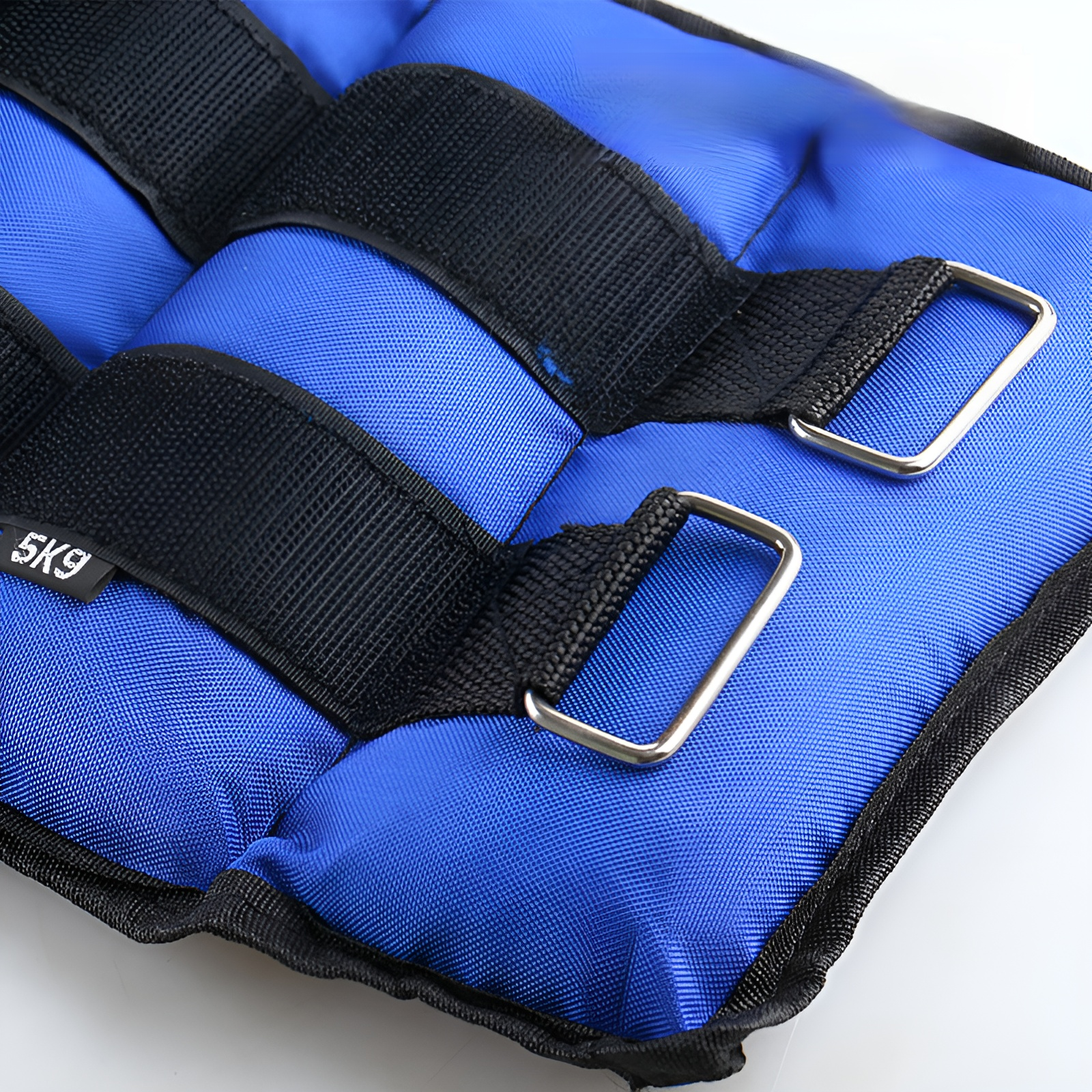 معدات اللياقة البدنية للجري باستخدام أكياس الرمل الموزونة والتدريب البدني