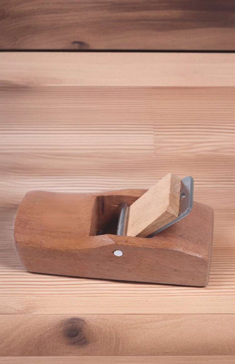High-quality mahogany wood planer for carpentry