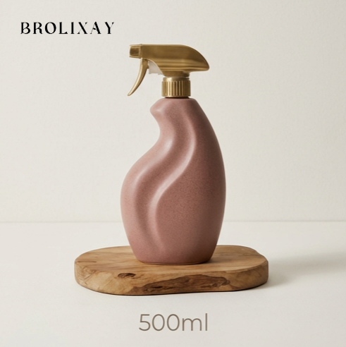 สเปรย์กำจัดแบคทีเรียและไรฝุ่นสำหรับเสื้อผ้า