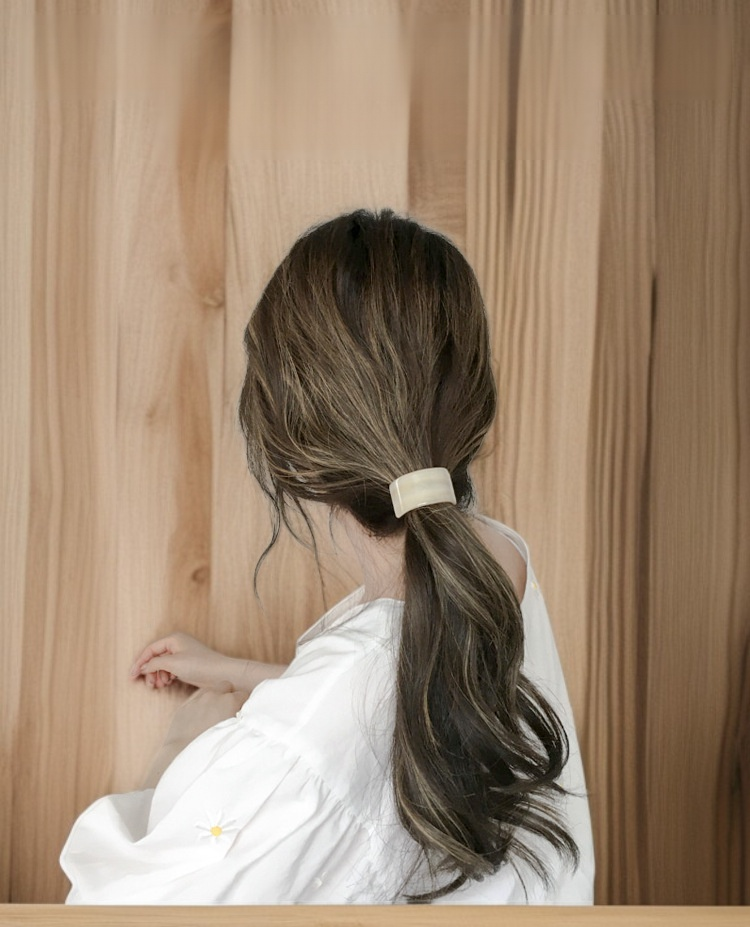 時尚磨砂木紋髮圈高彈力設計特寫