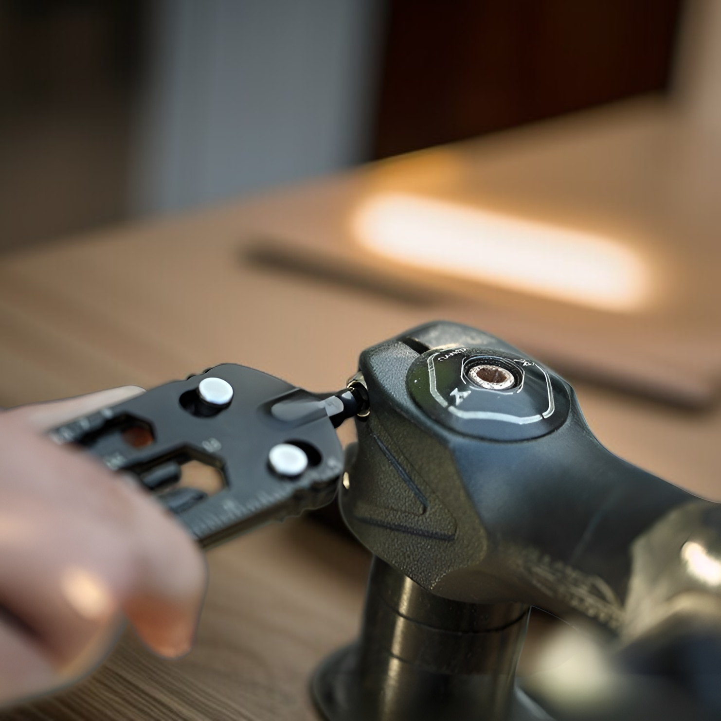 Tragbarer Schraubendreher