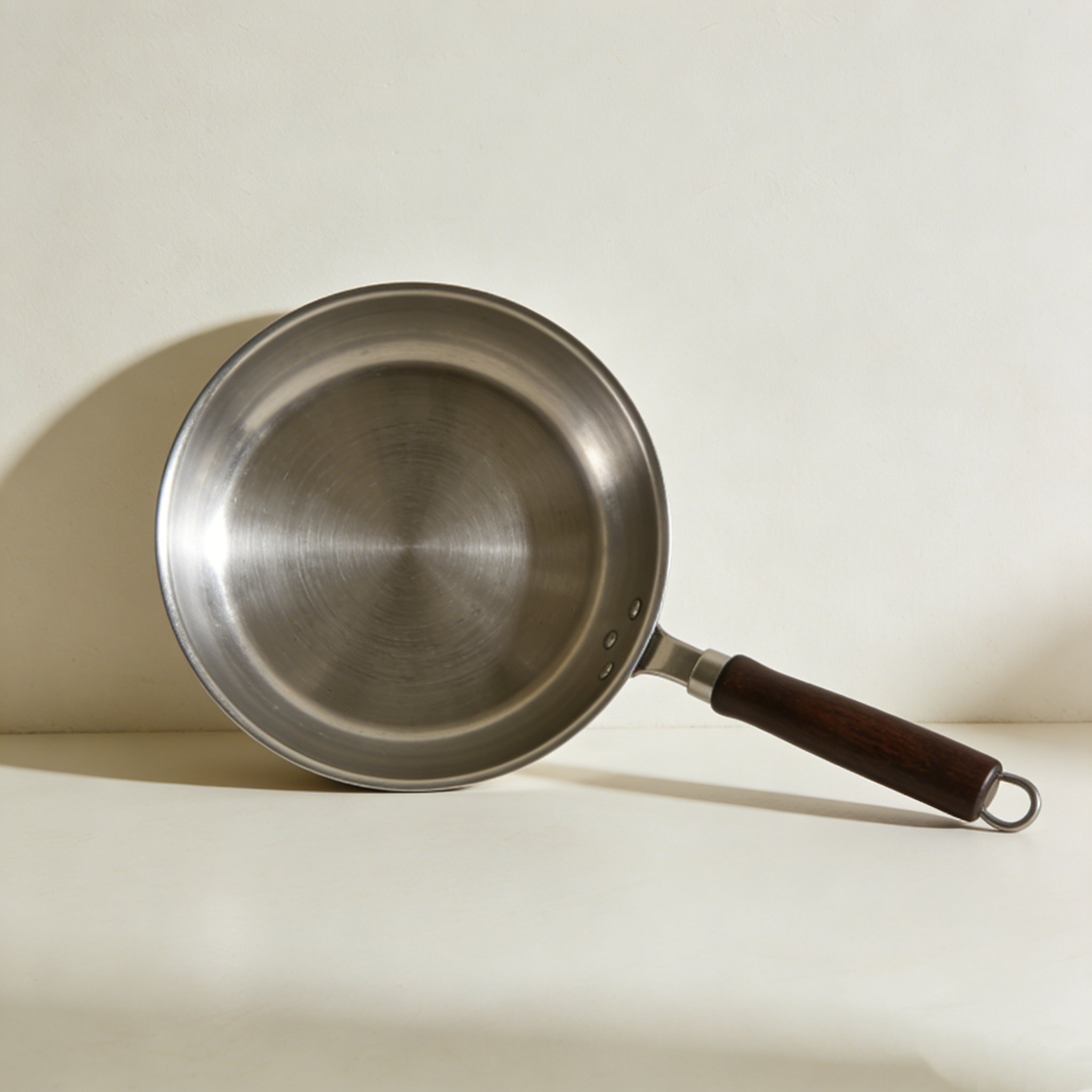 ハンドル付きミニ鉄鍋