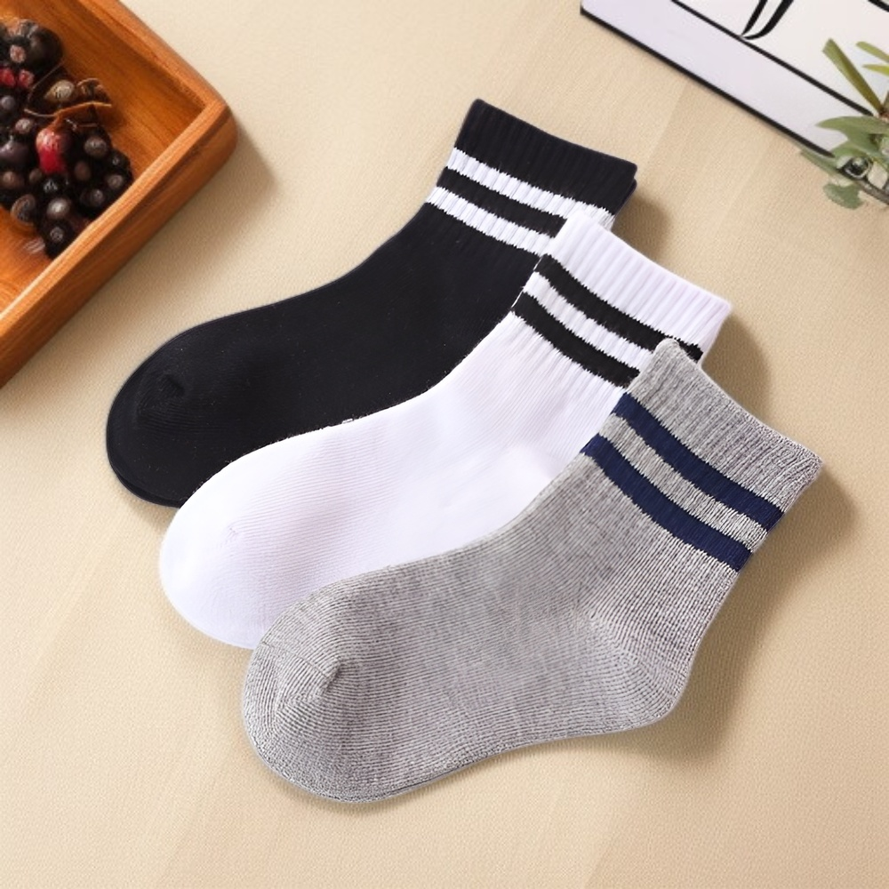 Calcetines blancos de caña media