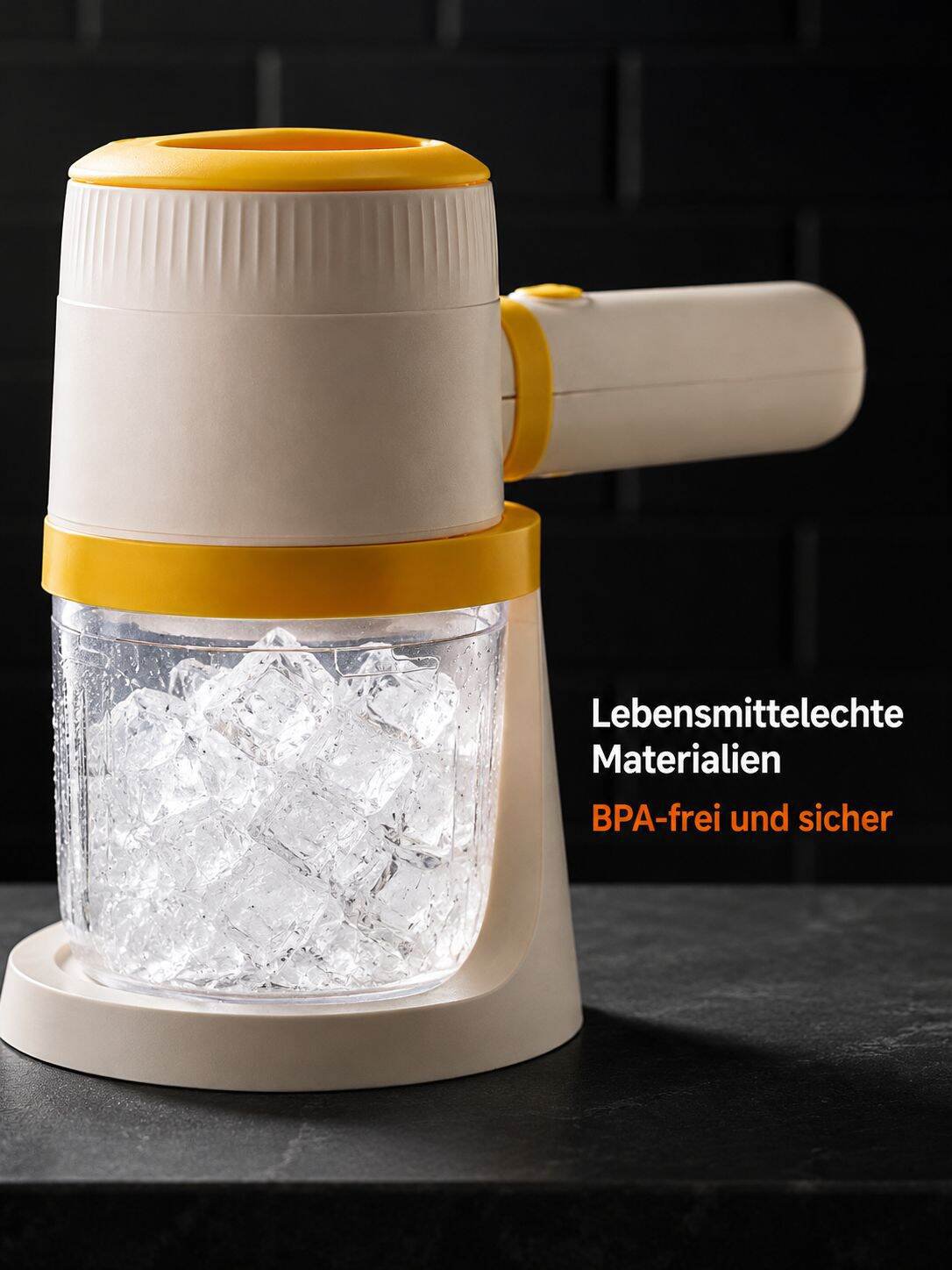 Eiscreme aus der Haushalts-Eismaschine serviert