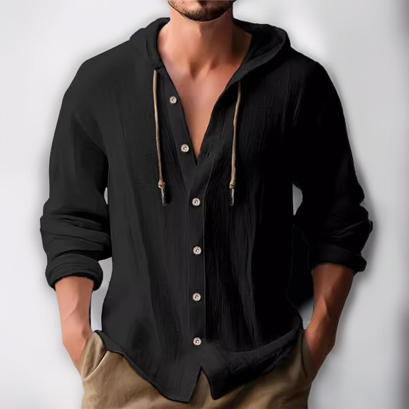 おしゃれなコーディネート例のフード付きTシャツ