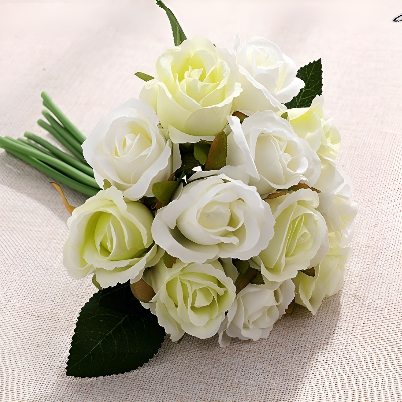 結婚式のパーティーの装飾用のバラ