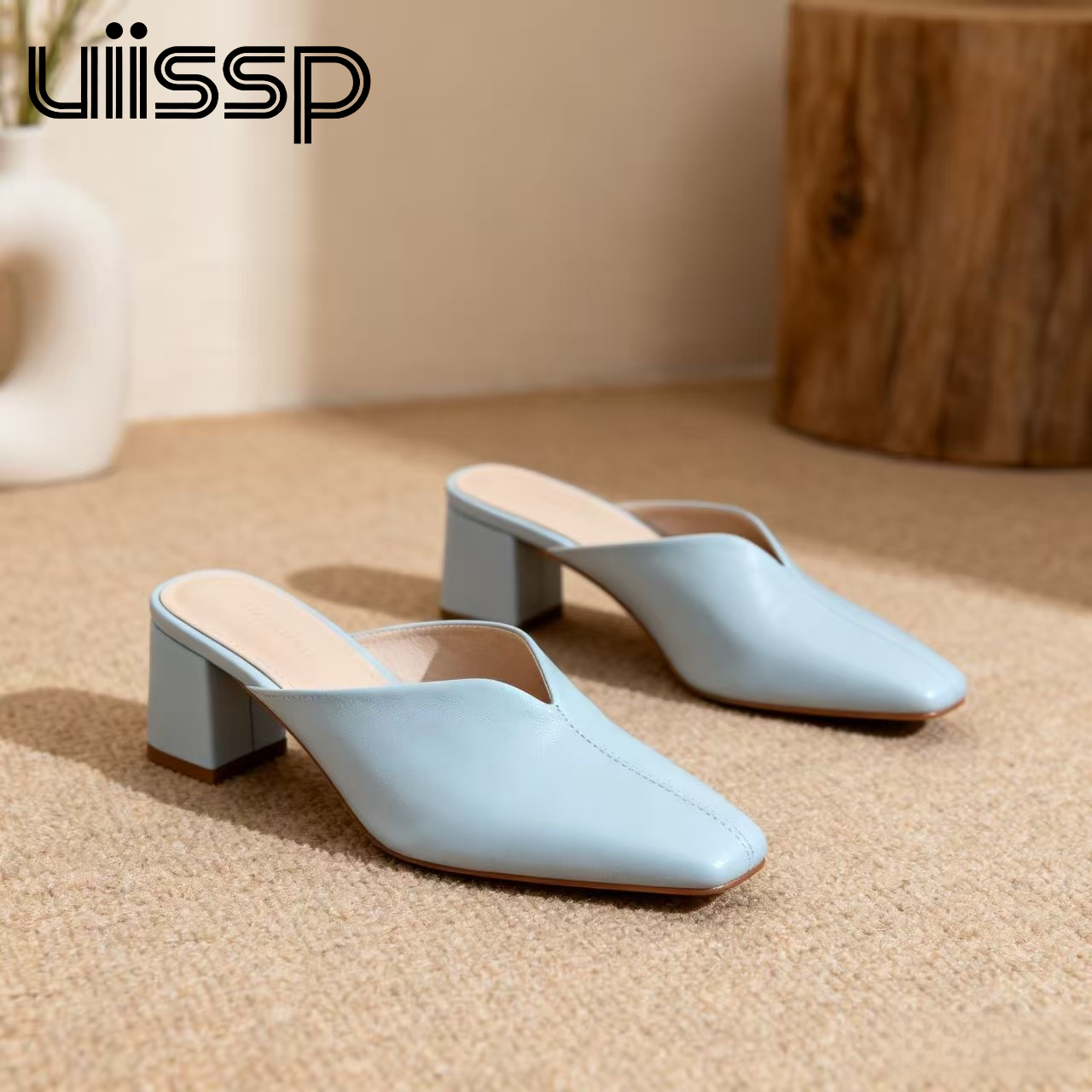 여성을 위한 트렌디한 로우힐 청키힐 샌들 전면 이미지