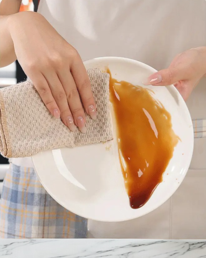 Ściereczka kuchenna pochłaniająca wodę