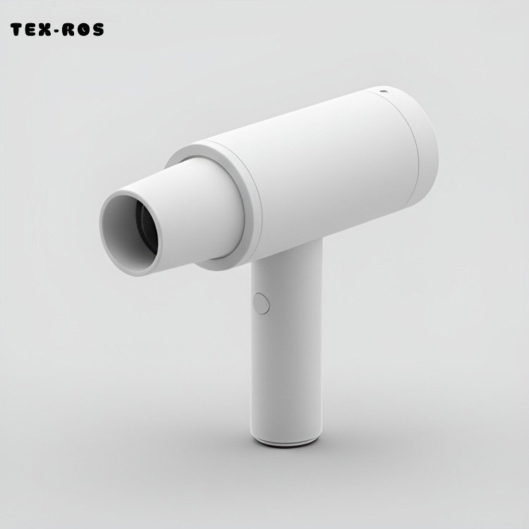 저소음 가정용 헤어드라이어 사용 모습