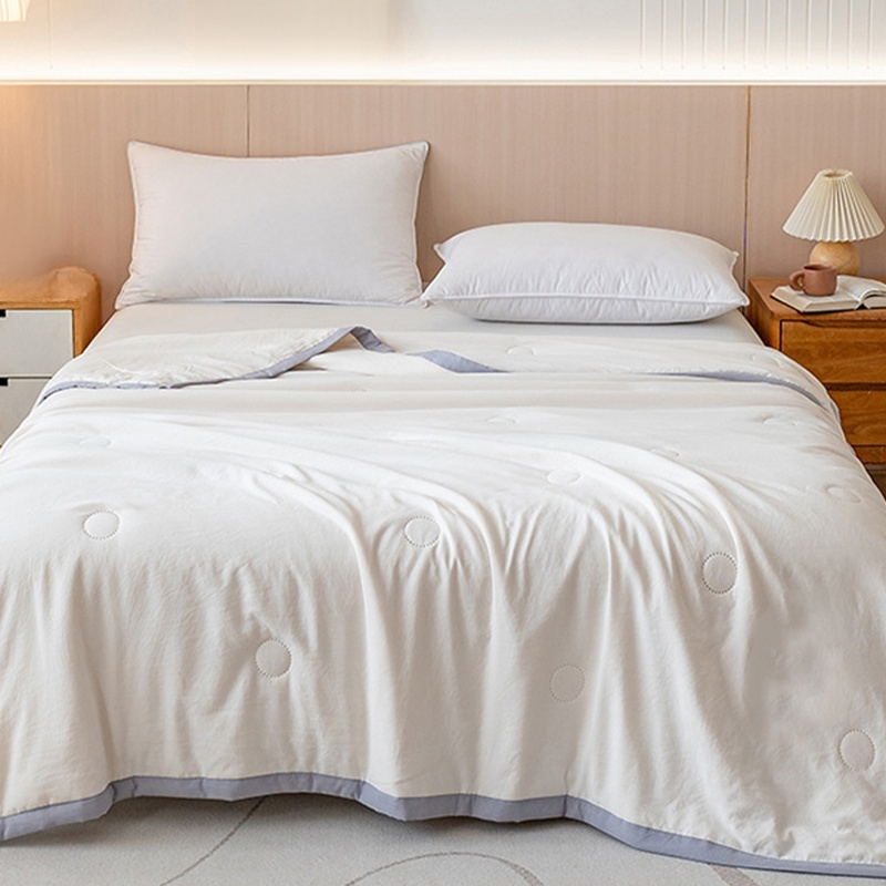 Cool Summer Lightweight Quilt