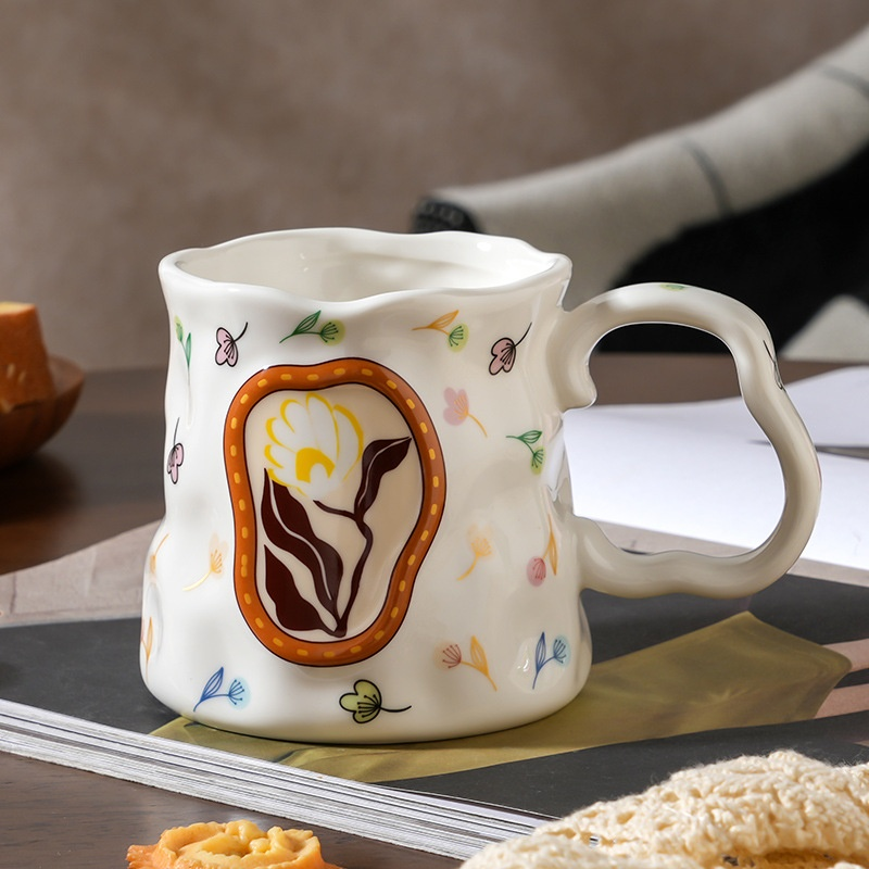 ハンドメイドのドリームフラワー陶器マグ