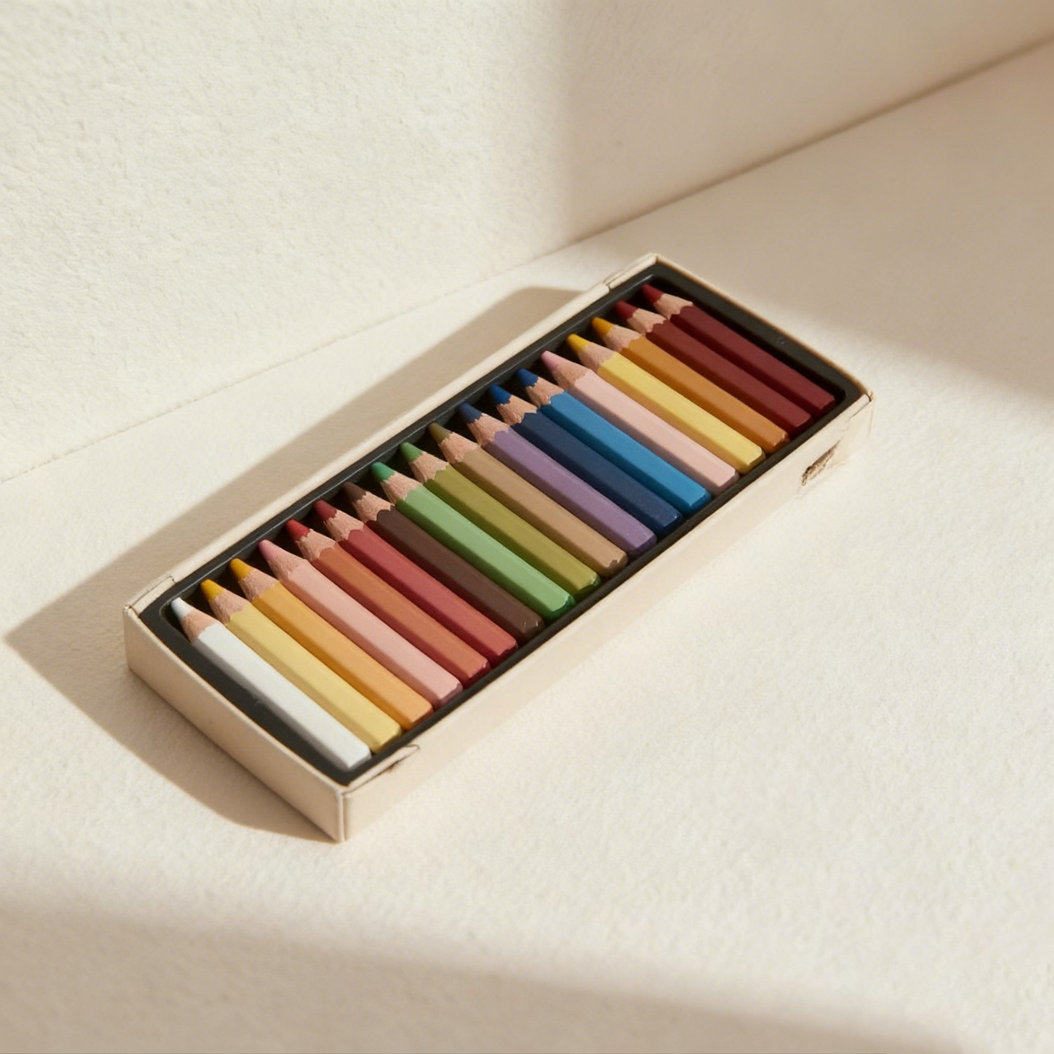 ชุดสีเทียน 18 สีสำหรับเด็ก