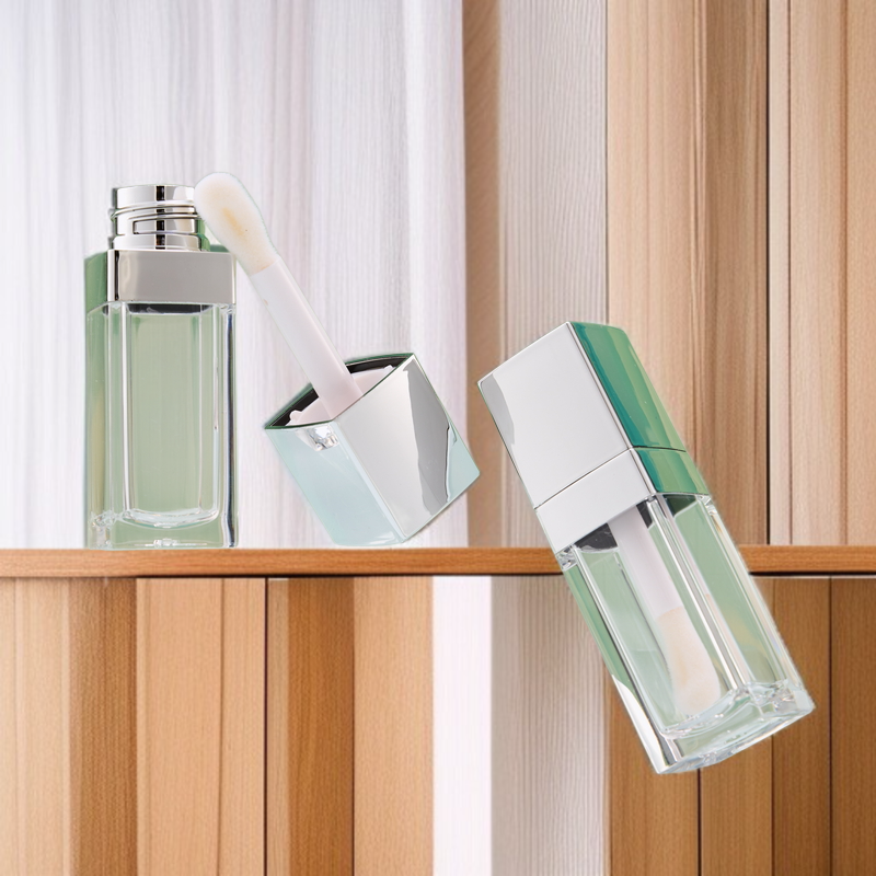 Premium Leak-Proof Silver Lip Glaze Tube with Big Applicator Wand for Cosmetic Use