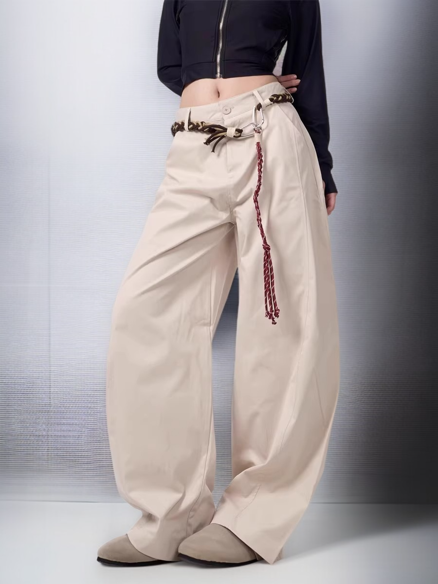 트렌디한 여성용 캐주얼 바지 디테일 컷