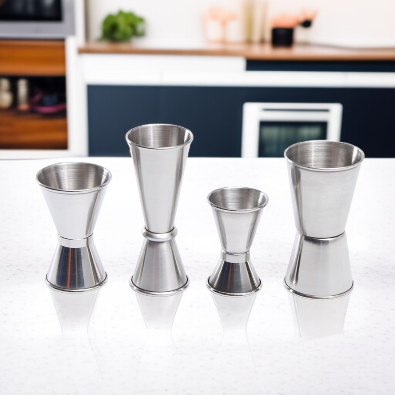 Copa medidora de cócteles de dos lados