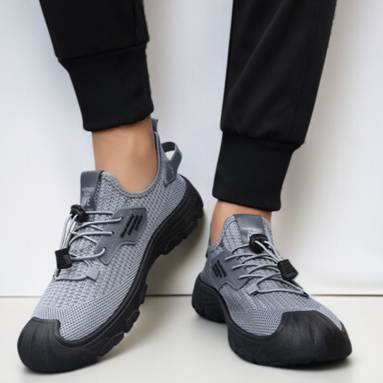 メンズの新しいスタイルの靴は、通気性のあるソフトソールのカジュアルシューズで、中高年の方は北京布の古い靴を履くことができます。