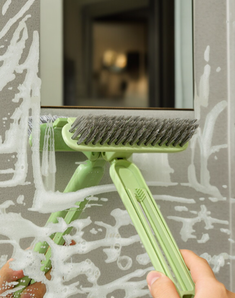 회전형 청소 브러쉬로 타일 모서리 청소