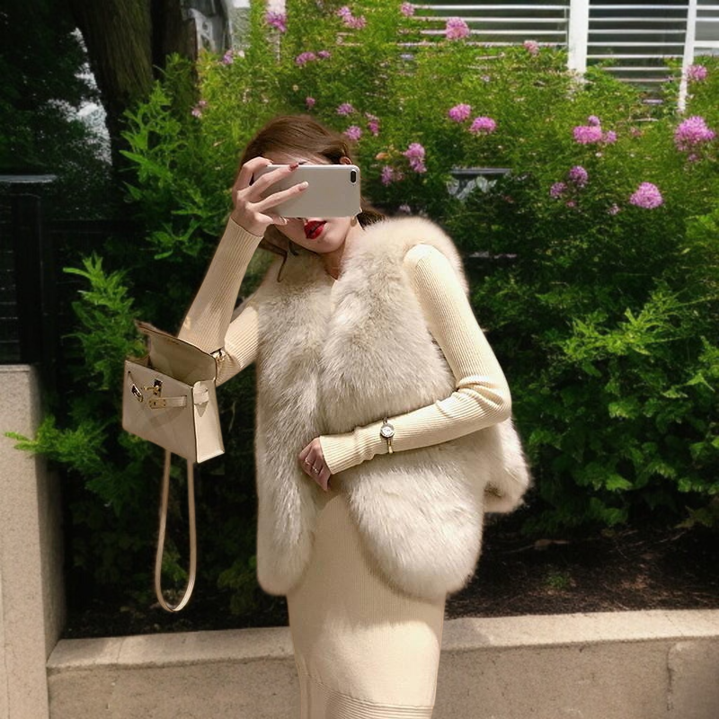 여성 숏 폭스털 라이크 조끼 민소매 퍼 나시 가을 겨울 신상